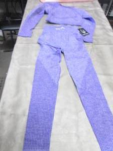 lot 304 image: Small Gym Wolf Yoga Set NWT...