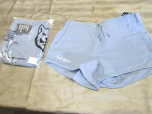 lot 312 image: Ladies Large Gym Wolf Shorts NWT...