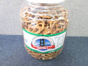 lot 330 image: 1.474 kg San Francisco Pretzel Sour...