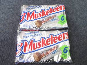 lot 343 image: 2- 6 ct pk Full Size 3 Musketeer Ba...