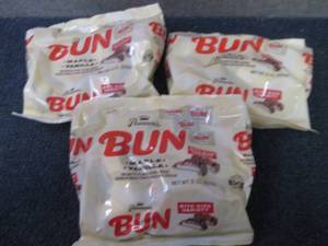 lot 384 image: 3- 9 oz Pearsons Bun Maple Vanilla...