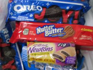 lot 402 image: 12 pks Assorted Cookies...