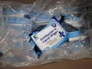 lot 417 image: 36- 20 ct Pks Antibacterial Hand Wi...
