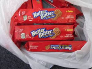 lot 429 image: 12- 1.9 oz Nutter Butter Cookies...