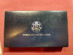 lot 16 image: 1994 Proof World Cup Coin Set - Silver Dollar