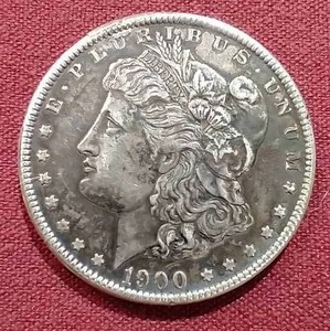 lot 29 image: 1900 Morgan Dollar