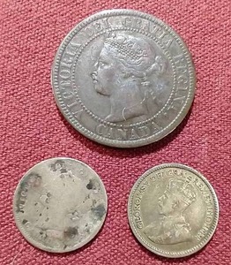 lot 52 image: Nice Canadian Coin Lot