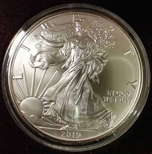 lot 105 image: 2019 U.S. Silver Eagle