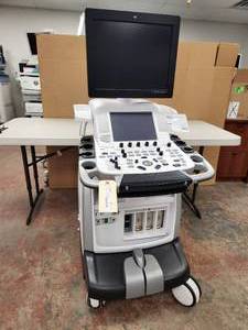 lot 7 image: GE Vivid E9 XD Ultrasound System