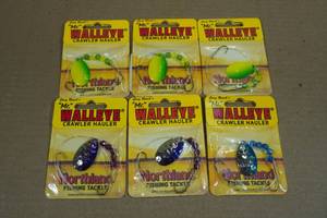 lot 158 image: 4 Northland Mr Walleye Crawler Haulers