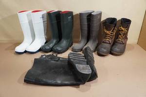 lot 316 image: 5 Pairs Mens Boots