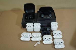 lot 329 image: Assorted Airpods That Wont Pair To Phone