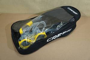 lot 352 image: Cressi Adult Palau Fin Snorkel Set -Fin Size LXL