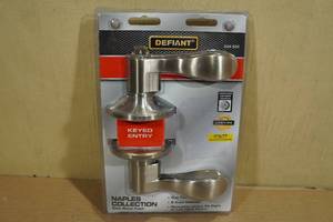 lot 380 image: Defiant Keyed Entry Door Knob