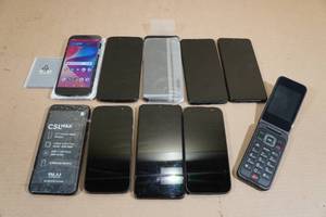 lot 387 image: Assorted Prepaid Cellphones