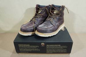lot 397 image: Irish Setter Mens Ashby 6 Work Boots -Size 11.5