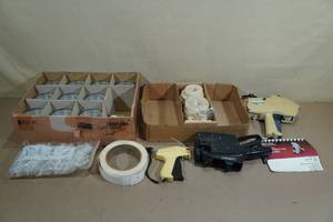 lot 433 image: Apothecary Jars and Retail Labelers