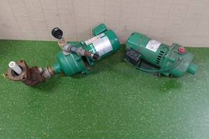 lot 8 image: 2 Electric Water Pumps