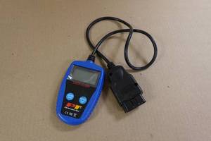 lot 236 image: Performance Tool OBDIIEOBD Code Scanner