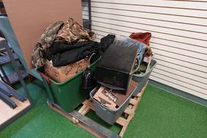 lot 275 image: Assorted Office Supplies, Light Bulbs, Toaster Oven, Coffee Urn