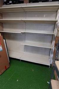 lot 173 image: Retail Gondola Shelving