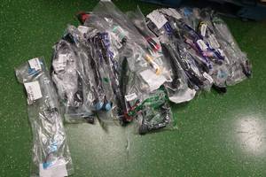 lot 454 image: Large Bundle of Cressi Snorkels