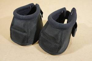 lot 109 image: Professionals Choice Bell Boots -Large