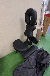 lot 471 image: Professional Massage Chair with Carry Bag