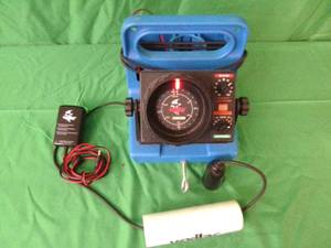 Vexilar FL-8SE with battery, shuttle, transducer and original charger