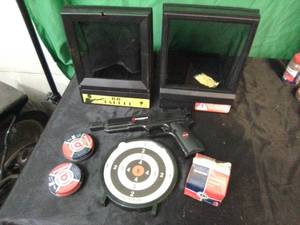 Crossman BB  pellet pistol with BB trap and ammo