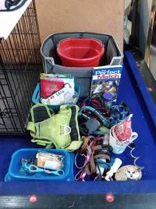 Small pet kennel and pet supplies