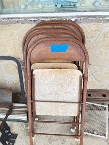 4 folding chairs