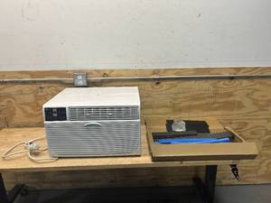 lot 86 image: SEASONS ST14R2 230V 14000 BTUH In-Wall Air Conditioner