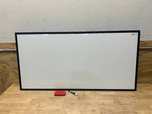 lot 92 image: Viz-Pro Whiteboard