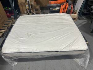 lot 95 image: 8 King Mattress