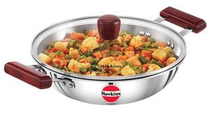 lot 108 image: Hawkins Tri-Ply Stainless Steel Deep-Fry Pan With Glass Lid 2.5 Liters Model # SSD25G