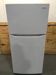lot 4 image: Frigidaire 18.3 Cu. Ft. Top Freezer Refrigerator in White Model # FFTR1814WW5 (Scratch and Dent)