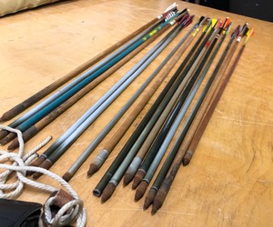 lot 121 image: Very Nice Recurve ArcheryHunting Bow wCase Arrows & Quiver
