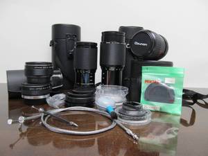 lot 213 image: Nice Condition Lot of Camera Zoom Lenses
