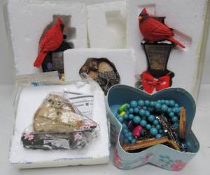 lot 34 image: Estate Lot of Bird Figurines & Assorted Jewelry