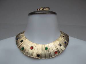 lot 78 image: Excellent Mid Century Matching Necklace & Earring Set