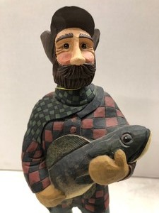 lot 138 image: Signed 15 Folkwoods Studio Carved Wood Statue