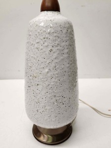lot 155 image: Great Looking Mid Century 1960s Ceramic Table Lamp