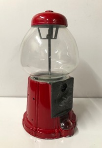 lot 163 image: Vintage 1980s Carousel Gumball Machine