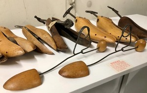 lot 172 image: Group of Antique Primitive Shoe Stretchers