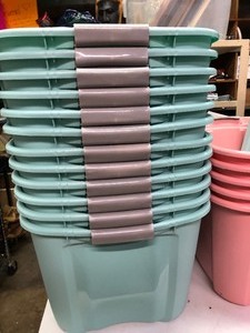 lot 274 image: HUGE Lot of Brand New Totes wLids - 29 Total