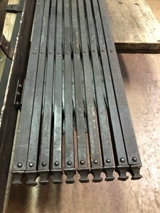 lot 114 image: Very Cool Antique Industrial Scissor Gate