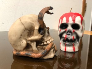 lot 288 image: Skull Sculpture & Vintage Skull Candle