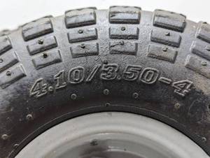 lot 112 image: Set of 2 - 4.103.50-4 Pneumatic Wheels - 30 PSI Max - 2PR - Set of 2