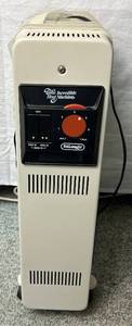lot 39 image: DeLonghi Electric Space HeaterRadiator